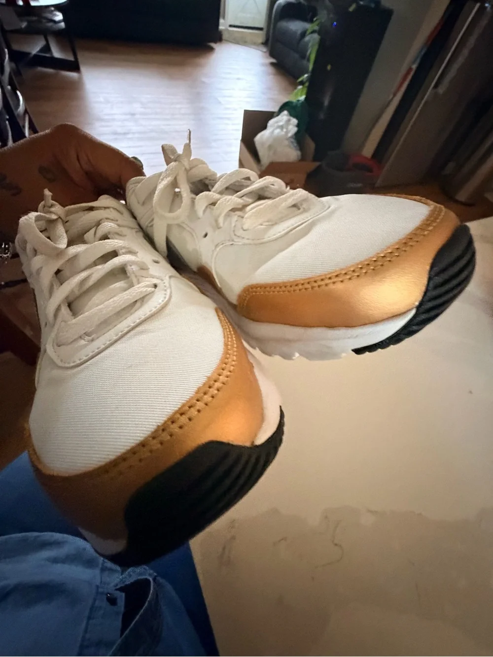 Nike Men's White and Tan Low-Top Sneakers
